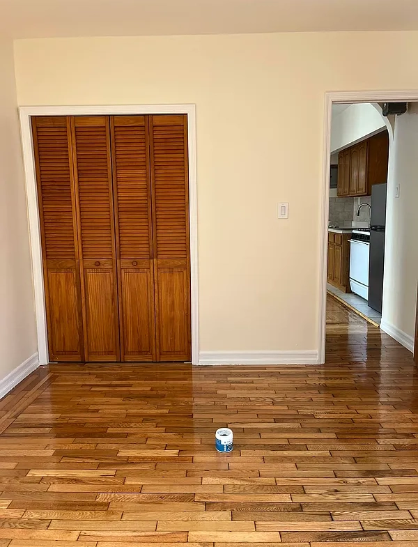 Junior 1 bedroom Marble Hill