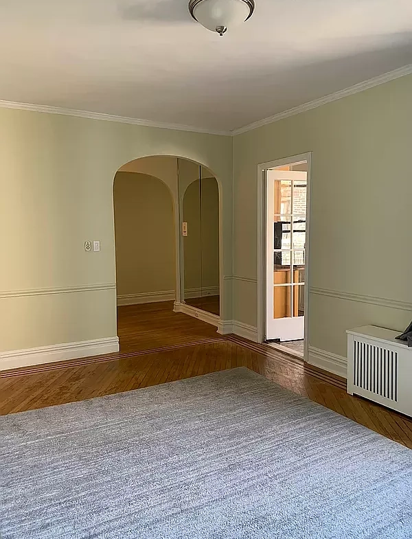 Top Floor Beauty! 1 Bed 1 Bath