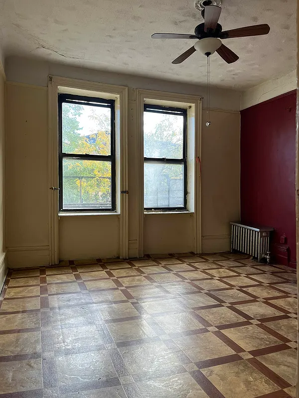 4 Bedroom HDFC in Hamilton Heights