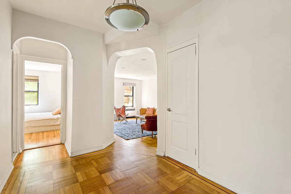 XL 1 Bedroom Co-op in Park Terrace Gardens