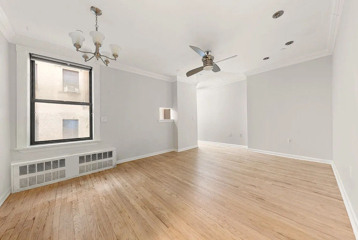 Gorgeous 2 Bedroom HDFC in Inwood