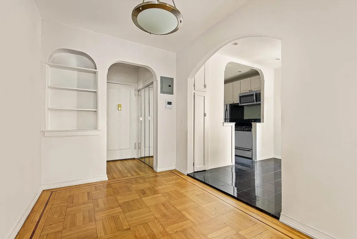 XL 1 Bedroom Co-op in Park Terrace Gardens
