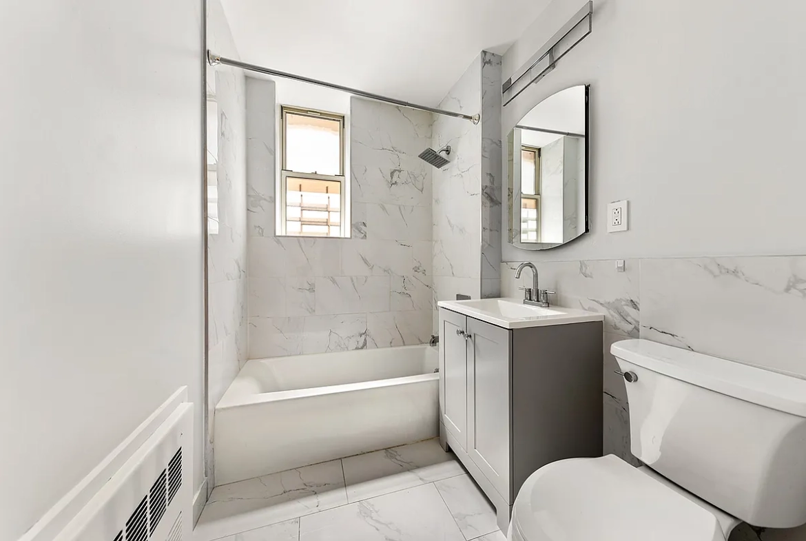 Gorgeous 2 Bedroom HDFC in Inwood